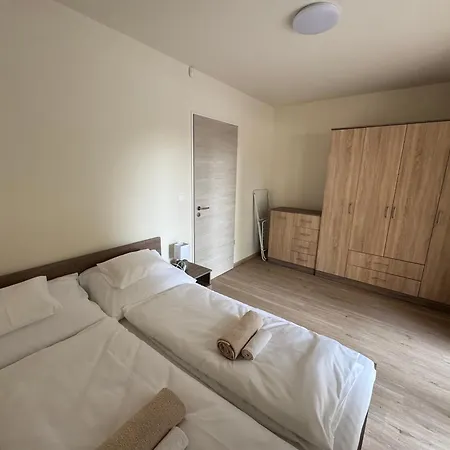 Sziget Apartmanhaz Lägenhet Baja