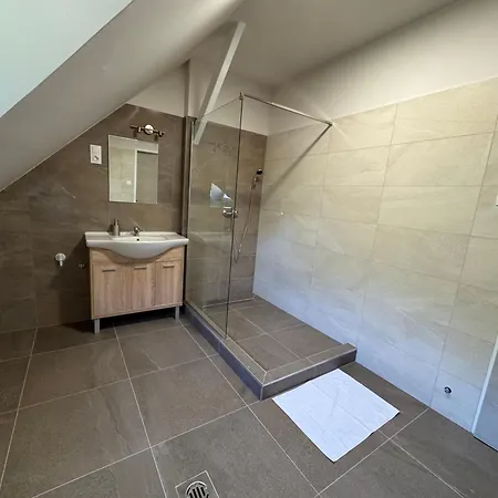 Sziget Apartmanhaz Baja