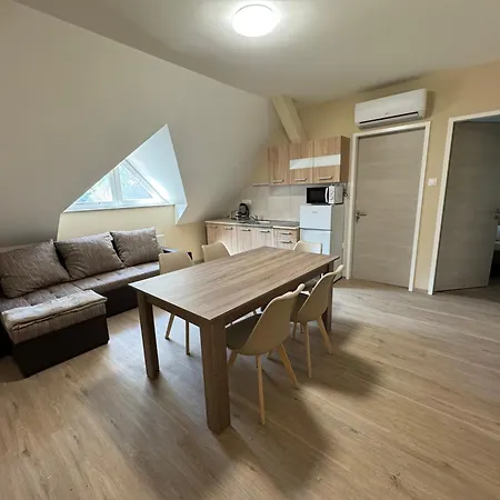 Διαμέρισμα Sziget Apartmanhaz Baja